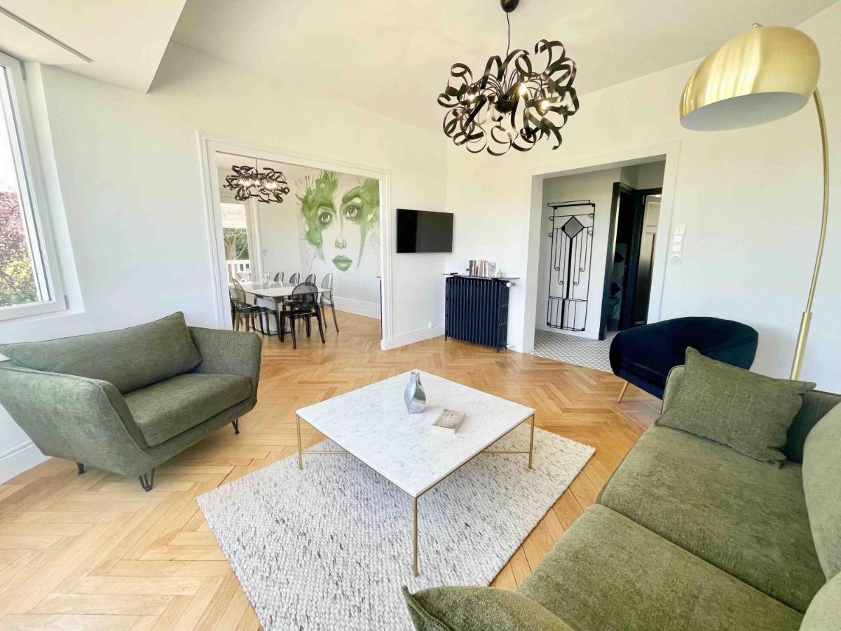 Villa De La Roseraie Rully  Экстерьер фото